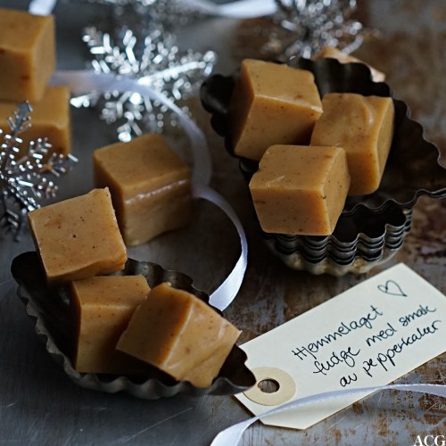 hjemmelaget fudge med smak av pepperkaker