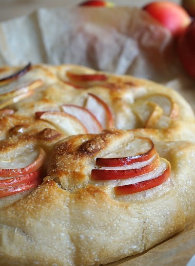 focaccia med epleskiver