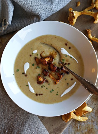 Kantarell- og sellerirotsuppe
