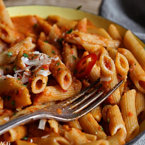 pasta arrabiata med fullkornspasta