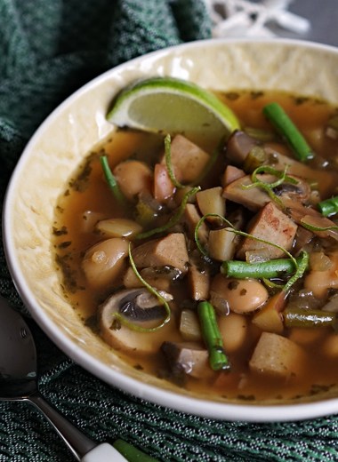 restesuppe med femkrydder