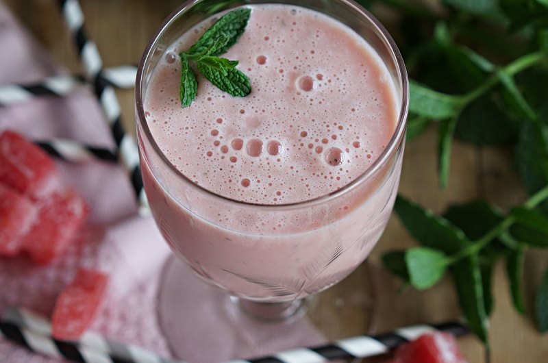 smoothie med vannmelon og mynte